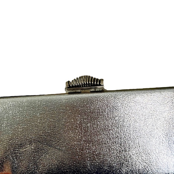1980s Silver Wire Clasp Clutch - Picture 3 of 4